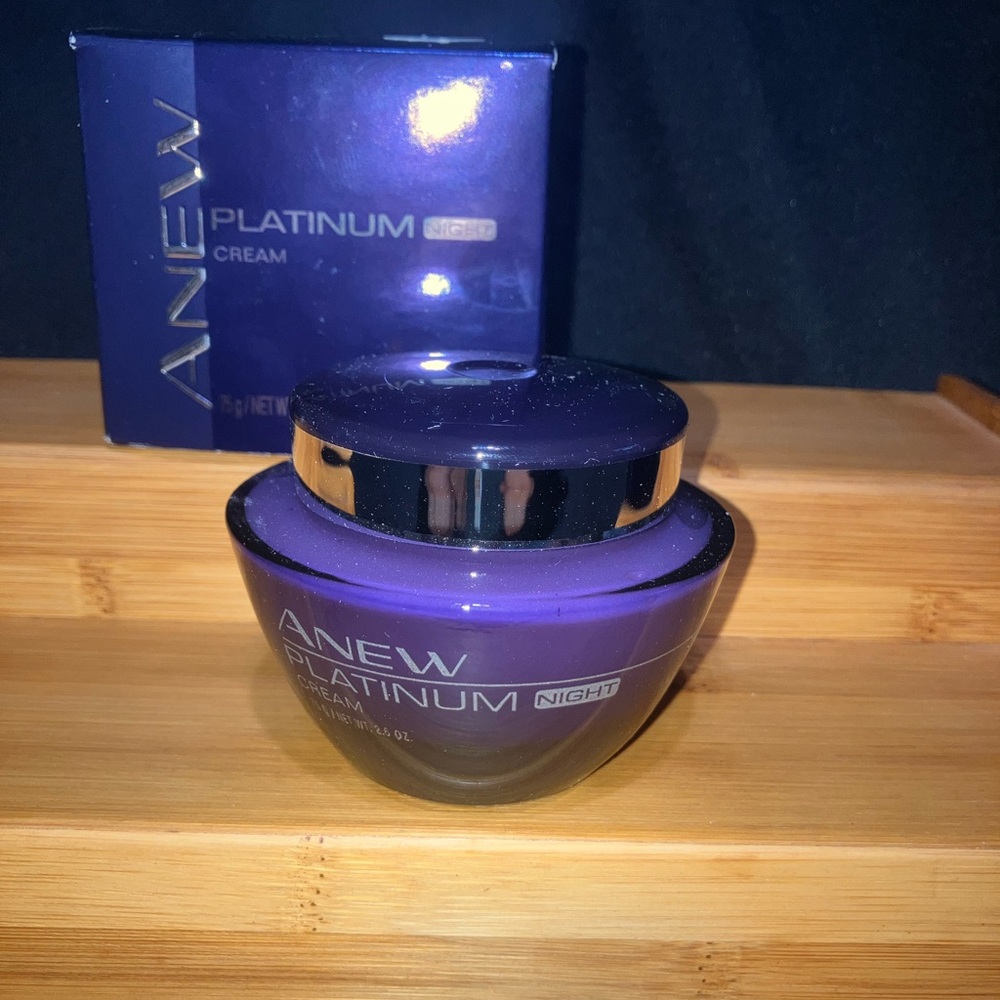 Anew Platinum Night Cream